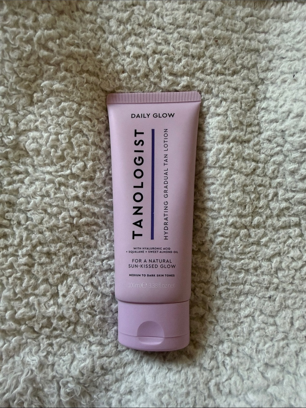 Unopened Daily Glow Hydrating Gradual Tan Lotion - Pink